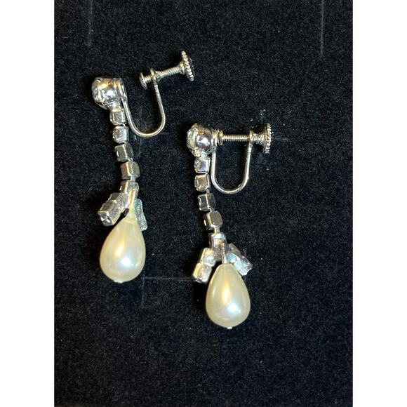 Vintage Rhinestone Bow Drop Earrings Screw Back Faux Pearl Dangle Mid Century - Picture 4 of 4